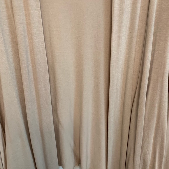 YMI Collections beige tie front cardigan. New. Size large - Picture 10 of 13